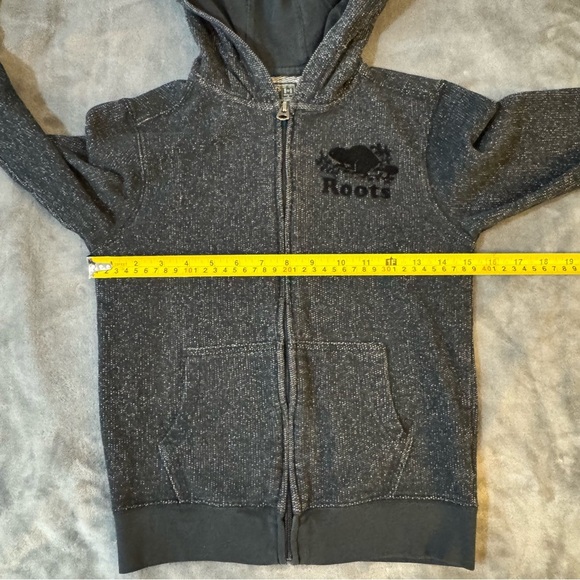 Roots Kids Gray Hoodie
#1214 - Picture 3 of 9